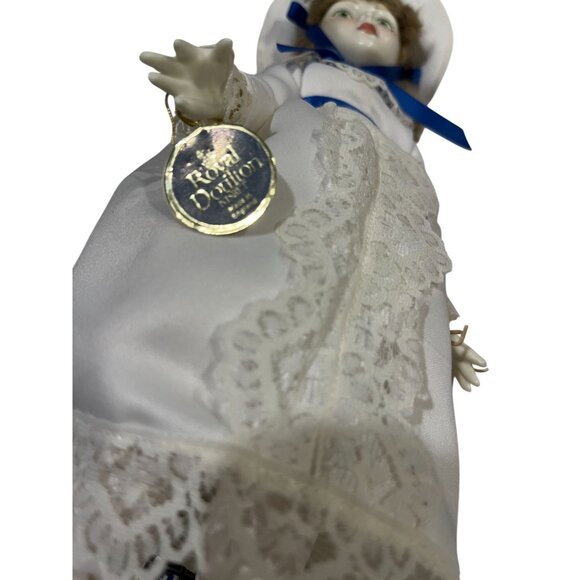 Royal Doulton and Nisbet 1981 Porcelain Doll White Lace Dress Hat Blue Ribbon - Picture 15 of 16